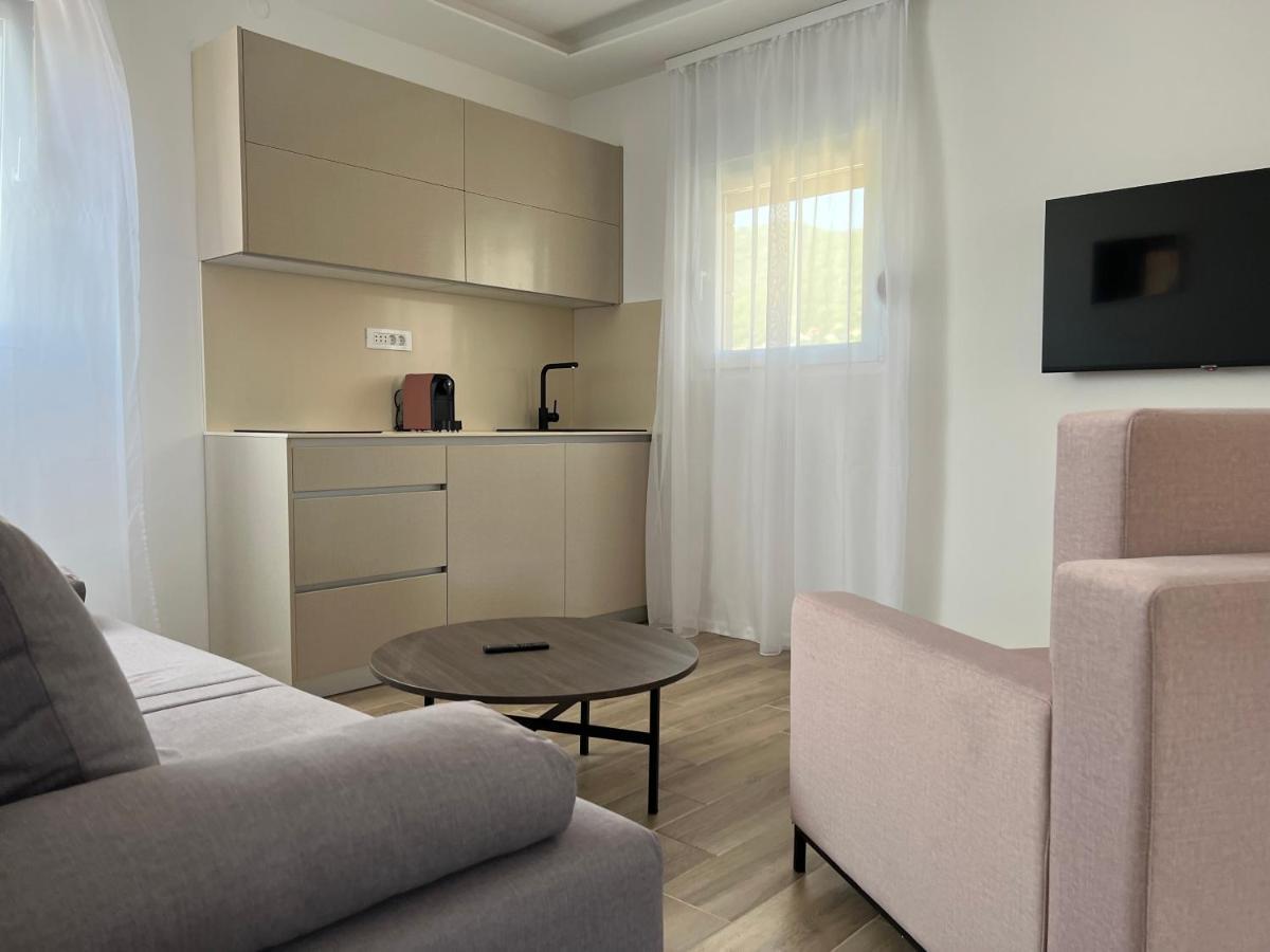 Madamik Apartments Биела Экстерьер фото