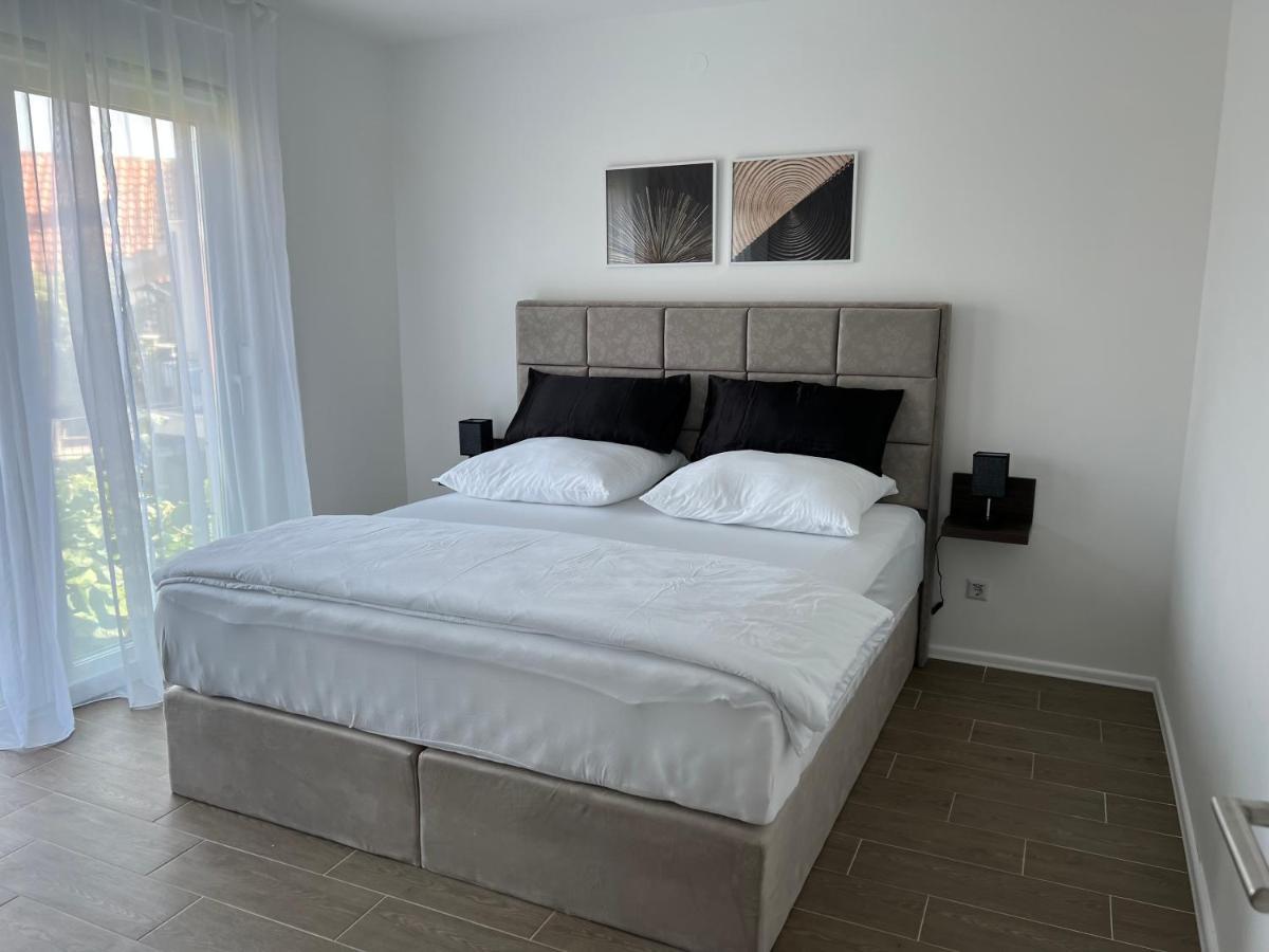 Madamik Apartments Биела Экстерьер фото
